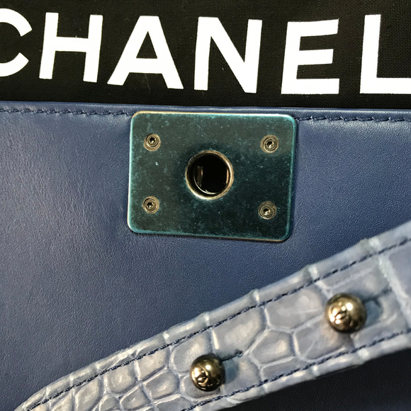 Aut Chanel XLarge Alligator Boy Bag - Picture 10 of 13